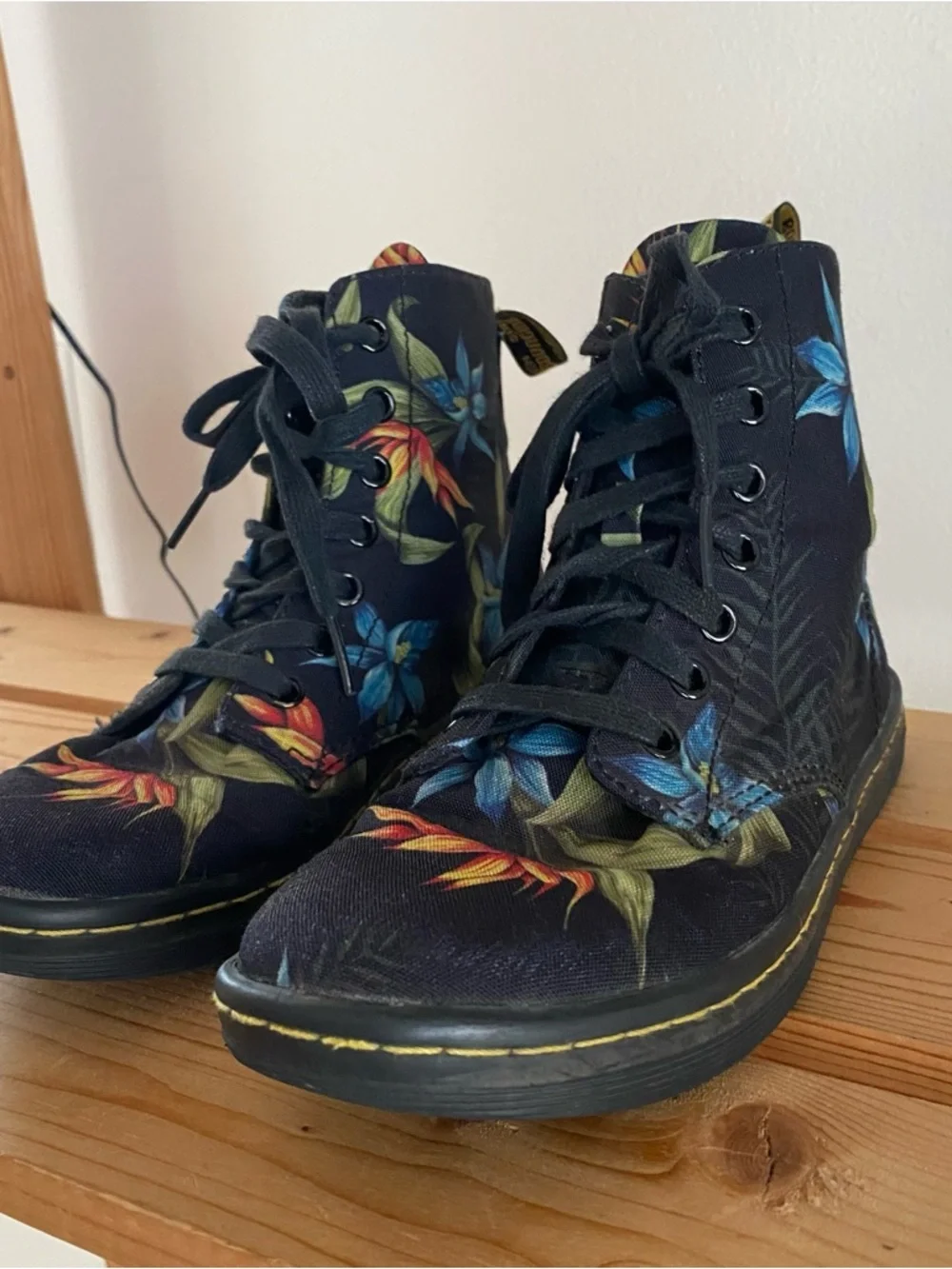 Dr. Martens Doc Martens Hackney Tropical Floral High Top Canvas Boots 6